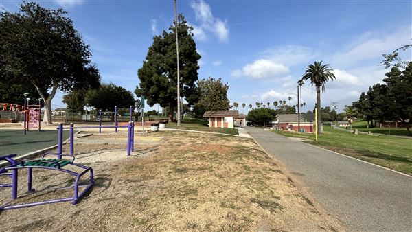 Edward Vincent Park - Playgrounds (10/17/2024 - Credits: Brandy Davis)