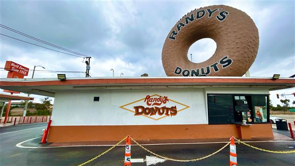Randy's Donut Shop (10/28/2024 - Credits: Brandy Davis)