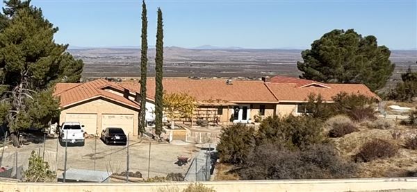 Crystal Air Wonder View Villa (11/28/2024 - Credits: submitted by: Richard Hazaryan)