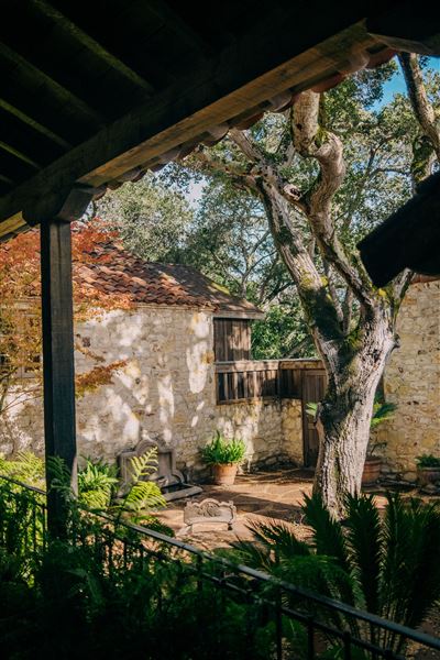 Holman Ranch (10/26/2021 - Credits: Wine Club & Marketing Manager)