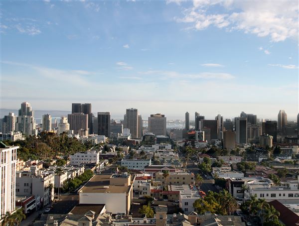 San Diego - Downtown Skyline HWY 5 (9/28/2010 - Credits: San Diego Tourism Authority/Courtesy of SanDiego.org)