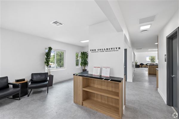 Burbank Modern Office Space – Film/Photo Shoot Ready (5/1/2024 - Credits: In-house photographer)