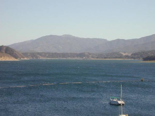 Lake Cachuma (12/31/2003)
