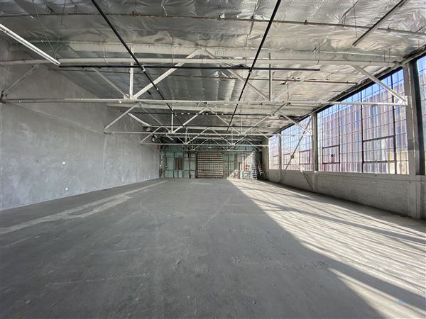 Studios 60 H20 Stage (6/10/2025 - Credits: submitted by: Nathan Enayati)