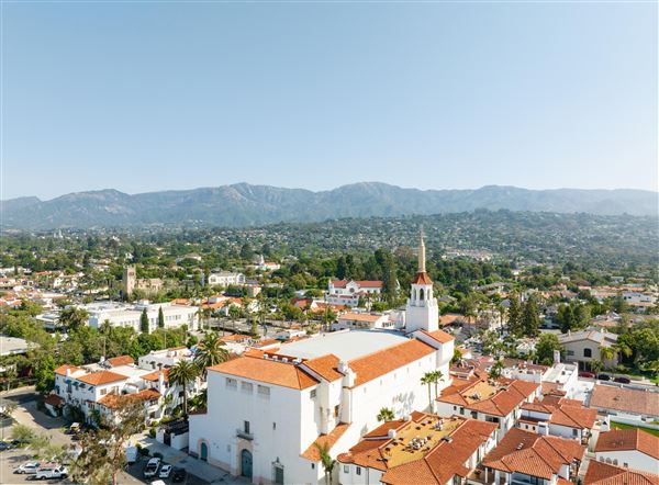 Downtown Santa Barbara - Arlington Tower Aerial (6/11/2025 - Credits: Blake Bronstad Courtesy Visit Santa Barbara)