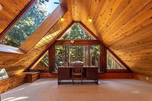 Bear With Me Lodge (8/7/2023 - Credits: Robert Ashley)