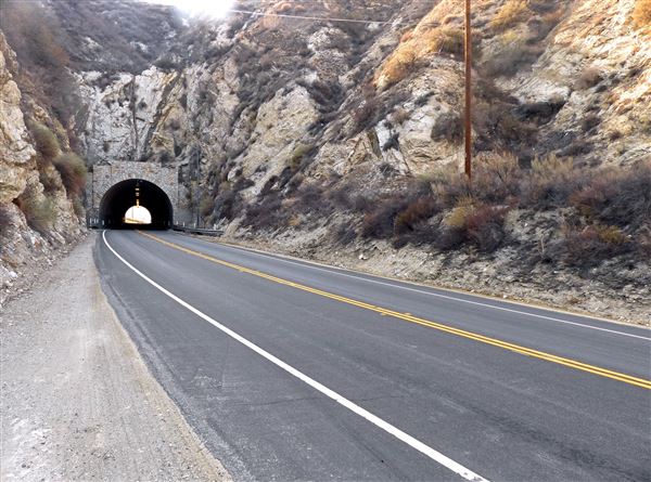 Soledad Canyon Road Tunnel (10/10/2013 - Credits: Isabelle Bullion)