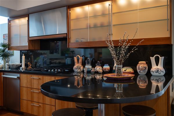 Mulholland Hwy House (4/1/2025 - Credits: Holistictherapeutic.com)