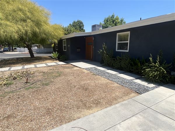Mid-Century Single Story Home (7/16/2025 - Credits: Amanda campbell)