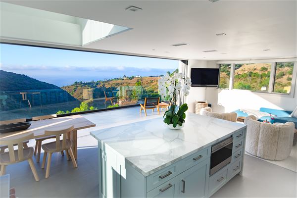 The Malibu Modern Oasis (9/12/2024 - Credits: Miranda Penn Turin)