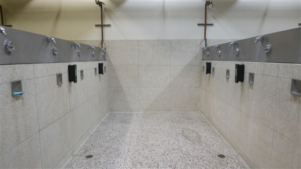 College of the Canyons - Locker Rooms (3/28/2015 - Credits: Leo Fialho)