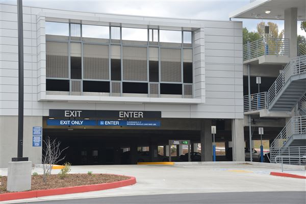 College of the Canyons - Lot 7 Parking Structure (3/21/2019 - Credits: Leo Fialho)
