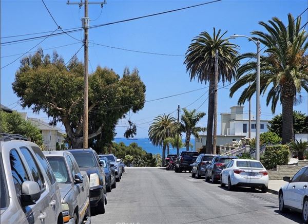 South Pacific Ave (6/1/2024 - Credits: submitted by: Kristin Gutierrez)