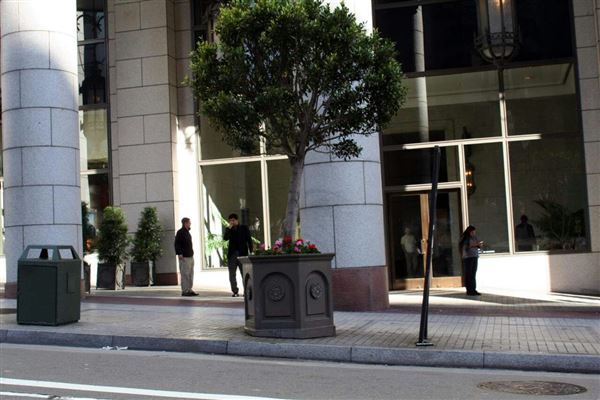 Financial District, San Francisco - California St. (10/29/2025 - Credits: San Francisco City & County Film Commission)