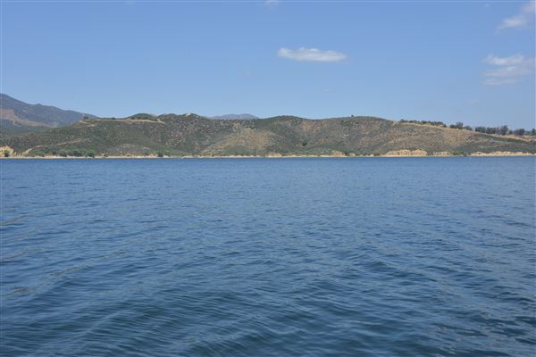 Castaic Lake State Recreation Area (SRA) - lake administered by Los Angeles County - West Ramp Lifeguard HQ Dock (5/14/2018 - Credits: Leo Fialho)