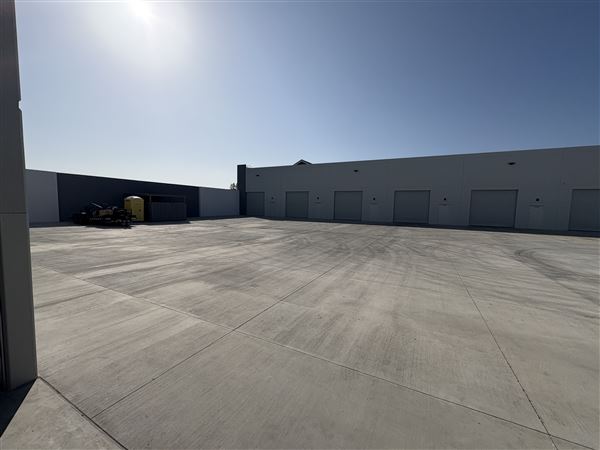 Orange County Acting Academy Warehouse (10/31/2025 - Credits: Ron Morrissette)