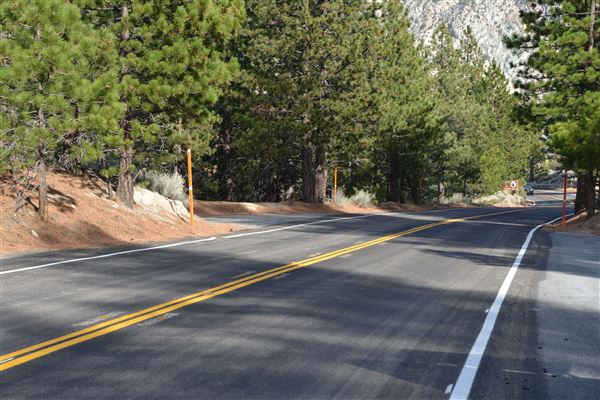Angeles Crest Highway - SR2 - MM 61.65 (Outside TMZ) (11/16/2016 - Credits: Leo Fialho)