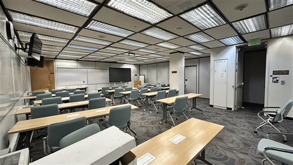 LADWP Headquarters / John Ferraro Building