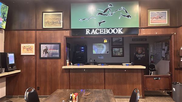 CJ's Sports Grill & Turf Club at Econo Lodge & Lake Elsinore Casino (3/29/2026 - Credits: Brandy Davis)