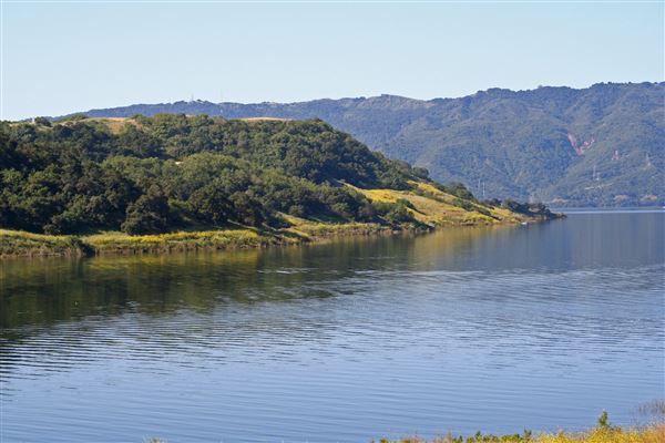 Lake Casitas Recreation Area (5/14/2005 - Credits: Aleta Rodriguez [https://www.flickr.com/photos/wanderingnome/33182285518/in/album-72157603780446231])