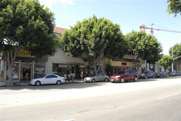 Westwood Village - Gayley Ave. (10/1/2010 - Credits: Errol Reichow)