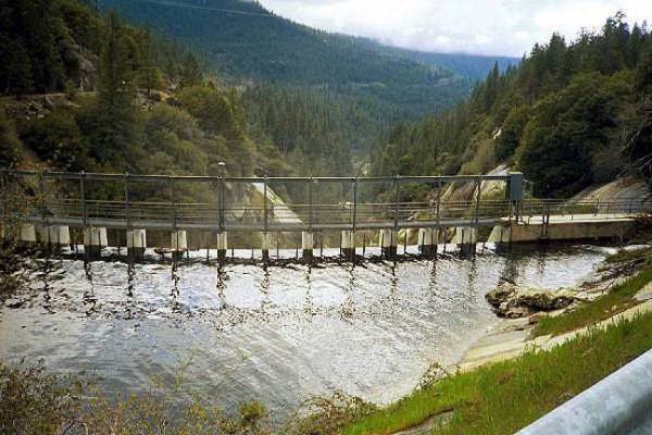 Big Creek Hydro - Southern California Edison (SCE) (12/31/2003)