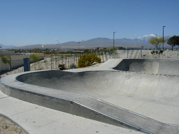 Sgt Hodge Skate Park - Desert Hot Springs (4/9/2006)