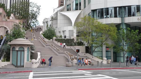 Bunker Hill District (1/10/2010 - Credits: Richard McMillan)