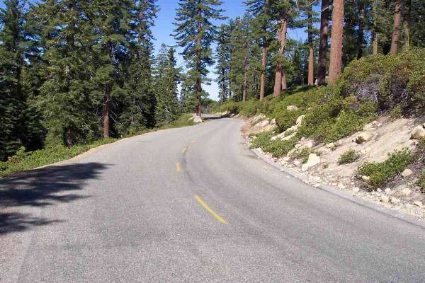 Beasore Road - More Mountain Roads at www.filmyosemite.com (5/31/2009 - Credits: Dave Wolin)