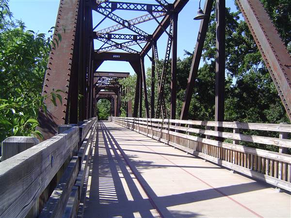 Historic Railroad Trestle Bridge (7/9/2013 - Credits: Yolo County Visitors Bureau)