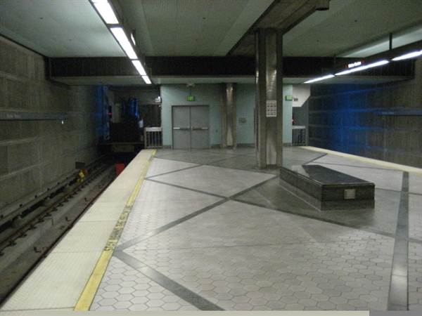 Wilshire Western Metro Station - fka MTA (8/16/2013)