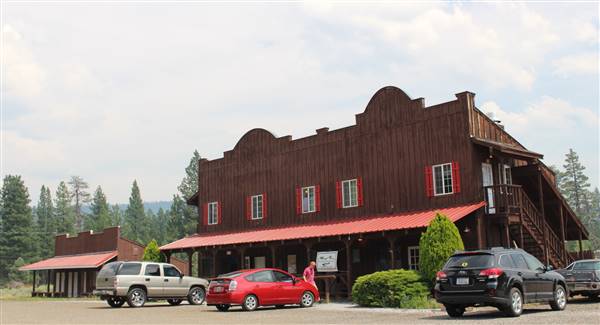 Burney (Town) (10/29/2015 - Credits: Jill Naumann)