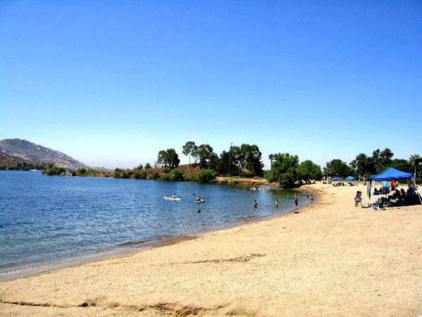 Lake Perris State Recreation Area (SRA) (1/20/2016 - Credits: http://www.parks.ca.gov/ImageGallery/?page_id=651)
