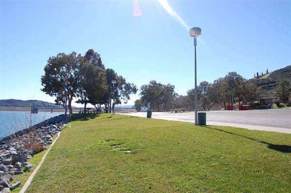 Castaic Lake State Recreation Area (SRA) - lake administered by Los Angeles County (4/5/2016)