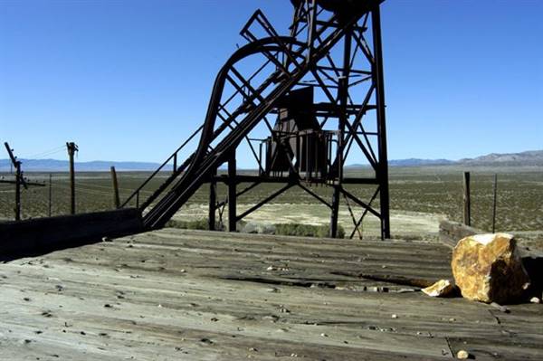 Blue Eagle Mine - Tropico Gold Mine (4/20/2016)