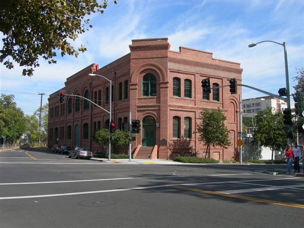 Folsom Powerhouse State Historic Park (SHP) (10/17/2008 - Credits: "Folsom Powerhouse Station A" By Dr. Jimmy Emerson (CC BY-NC-ND 2.0)[https://creativecommons.org/licenses/by-nc-nd/2.0/legalcode]https://www.flickr.com/photos/auvet/)