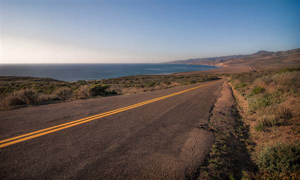 Jalama Beach Road (12/3/2011 - Credits: "The one road to Jalama" by David Cantu (CC BY-NC-ND 2.0)[https://creativecommons.org/licenses/by-nc-nd/2.0/legalcode]https://www.flickr.com/photos/1wideopensky/)