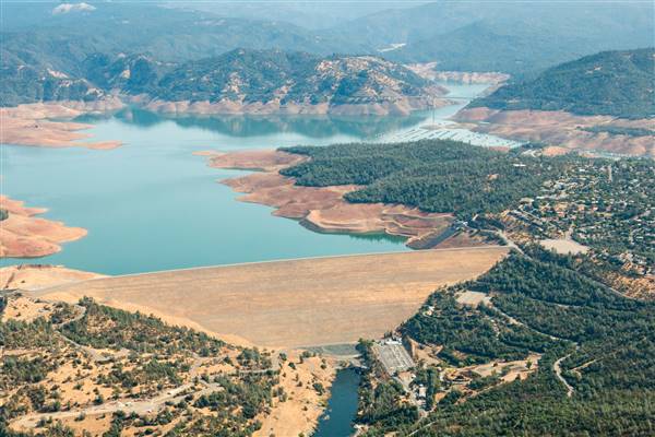 Lake Oroville State Recreation Area (SRA) (9/18/2015 - Credits: Photo by: California Department of Water Resources)