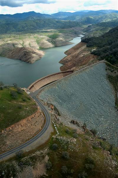 Lake McClure & Barrett Cove Recreation Area (3/2/2015 - Credits: Photo courtesy of California Department of Water Resources)