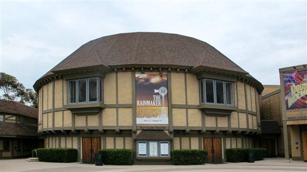 Balboa Park (7/20/2013 - Credits: "Old Globe Theatre - Balboa Park" by Alan English CPA (CC BY-NC 2.0)[https://creativecommons.org/licenses/by-nc/2.0/legalcode]https://www.flickr.com/photos/alanenglish/)