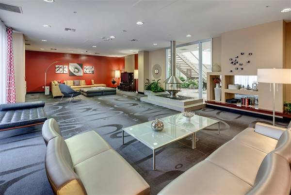 Stuart Apartments at Sierra Madre Villa (8/30/2016 - Credits: http://www.essexapartmenthomes.com/california/los-angeles-area-apartments/pasadena-apartments/the-stuart-sierra-madre-villa)