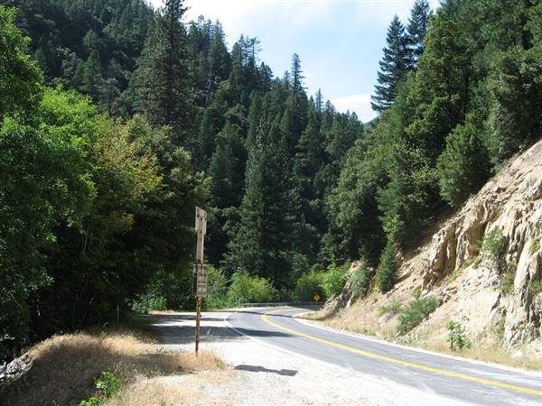 Highway 49 - The Golden Chain Highway (6/23/2007 - Credits: "California State Route 49 Near Downieville, California" by Ken Lund (CC BY-SA 2.0)[https://creativecommons.org/licenses/by-sa/2.0/legalcode]https://www.flickr.com/photos/kenlund/)