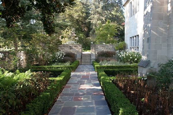 Greystone Mansion & Park (10/17/2016 - Credits: Photos courtesy of Kris Bunting)