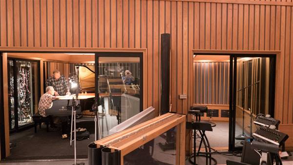 Capitol Records Building & Recording Studio - Studio A (10/18/2016 - Credits: Photo courtesy of Kris Bunting)