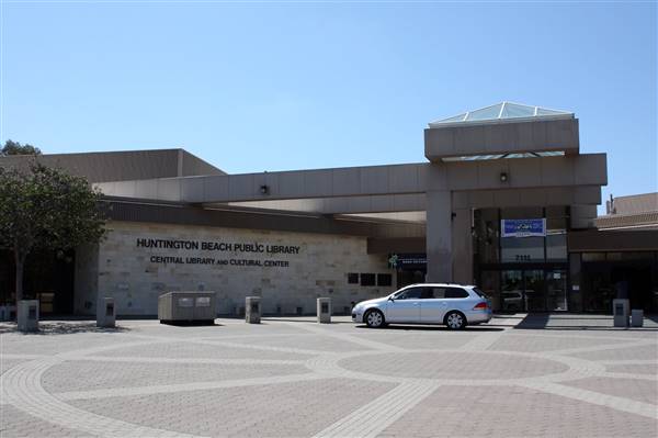 Huntington Beach Central Library (11/3/2016 - Credits: Photo courtesy of Kris Bunting)