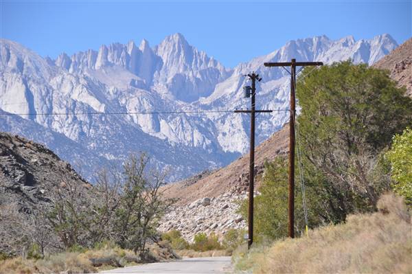 Alabama Hills - Bureau of Land Management / BLM - Bishop Field Office (11/15/2016 - Credits: Photo courtesy of Robin Citrin)