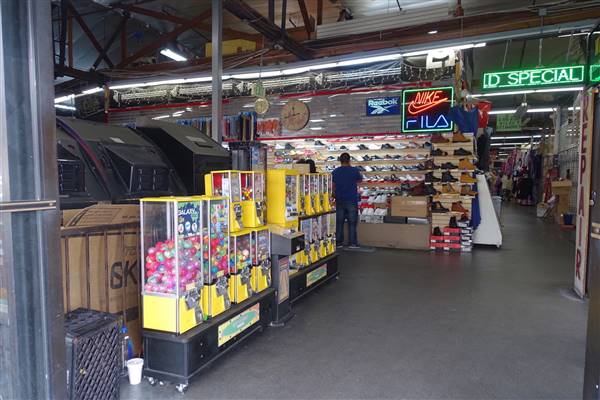 Union Discounts Swapmeet (1/18/2017)