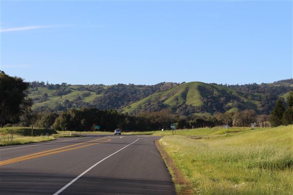 Highway 128 - Anderson Valley corridor - Highway 128 - Tarwater Hill (aka Octopus Mountain) (3/28/2017 - Credits: Kellen Lim)