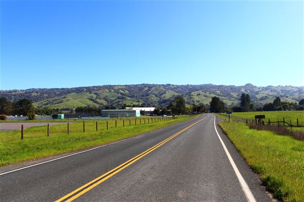 Mountain View Road - Mountain View Road, Looking eastward toward Boonville (March 2017) (3/31/2017 - Credits: Kellen Lim)