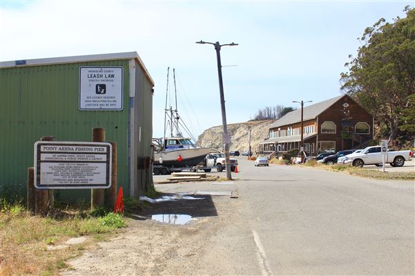 Point Arena Fishing Pier - Arena Cove Historic District (8/1/2018 - Credits: Kellen Lim)